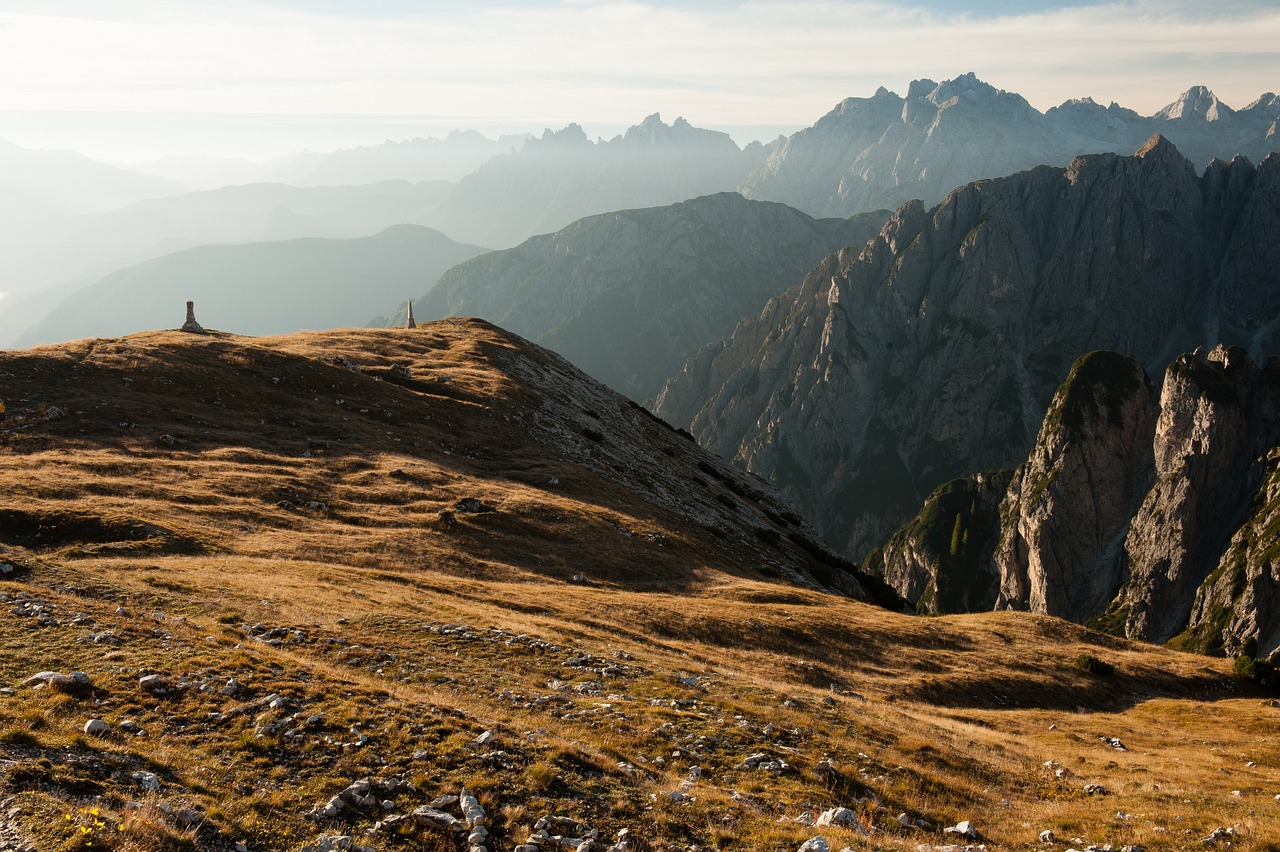 Coucher de soleil sur les montagnes du Queyras.