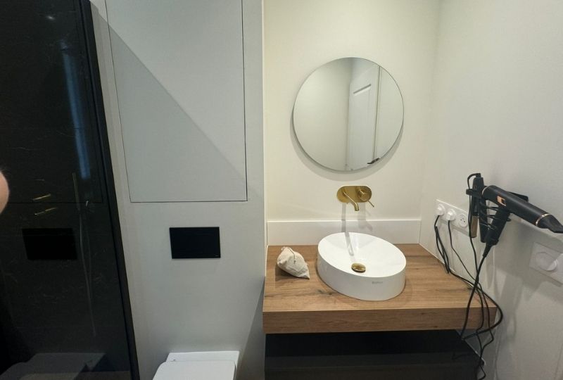 Appartement Colchique de la Villa Belle Fleur dans le Queyras salle de bain 1