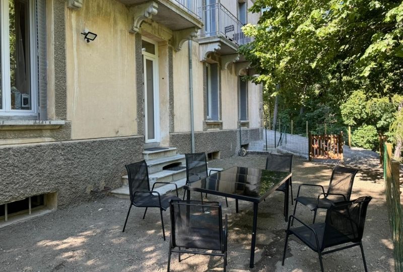 Appartement de la Gentiane à la Villa Belle Fleur jardin 2