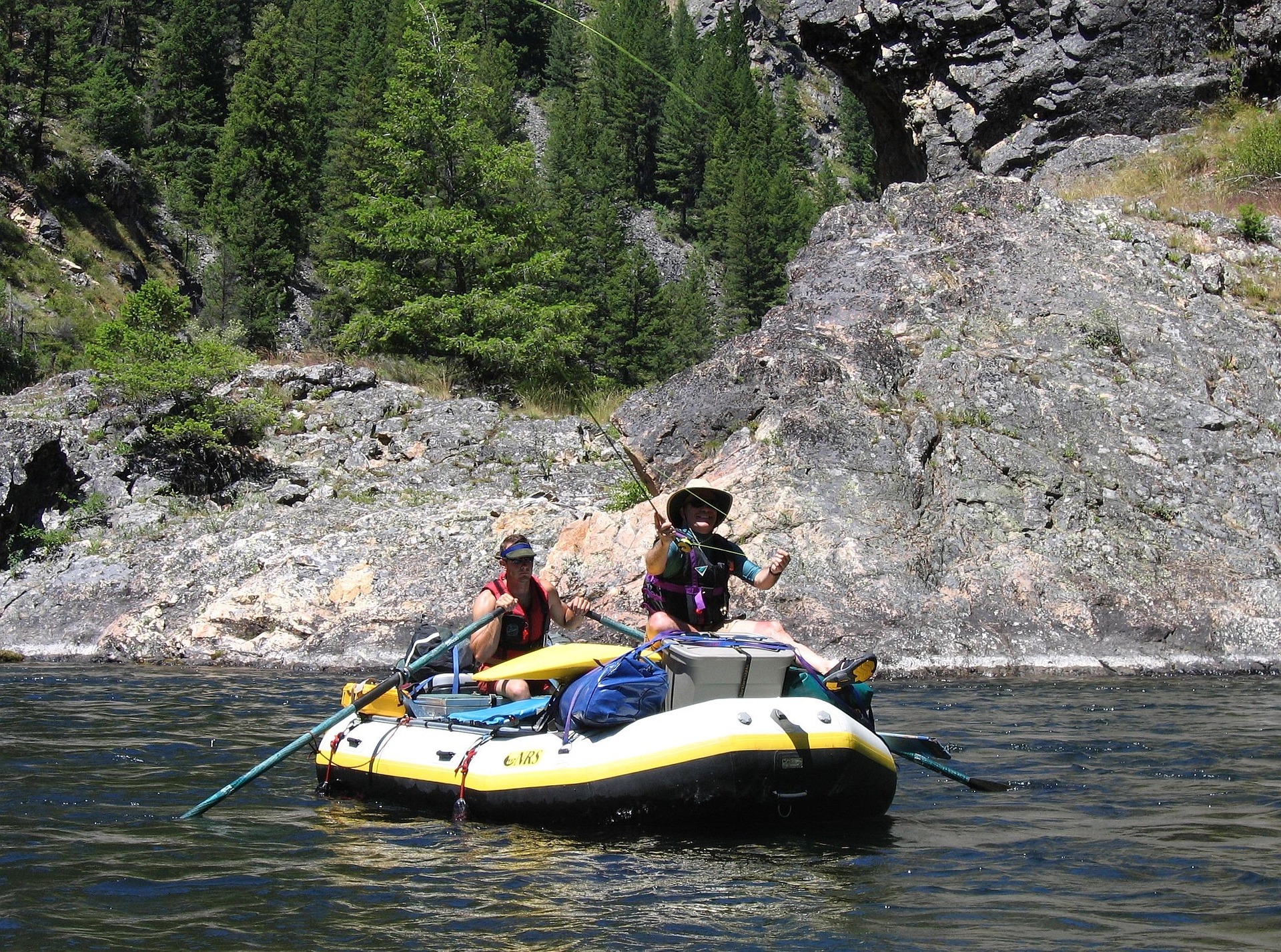 rafting rivière montagne queyras hébergement queyras eaux vives nature